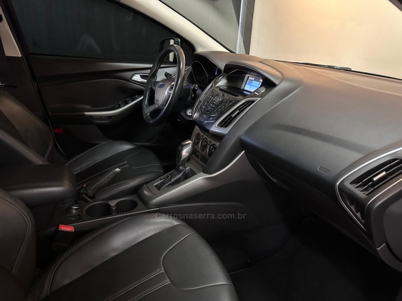 FOCUS 1.6 SE HATCH 16V FLEX 4P AUTOMÁTICO - 2015 - NOVO HAMBURGO