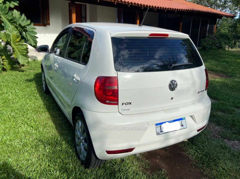 FOX 1.6 MI 8V FLEX 4P AUTOMATIZADO - 2014 - FARROUPILHA