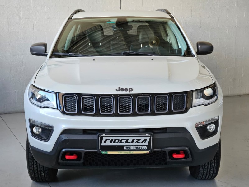 COMPASS 2.0 16V DIESEL TRAILHAWK 4X4 AUTOMÁTICO - 2017 - FARROUPILHA