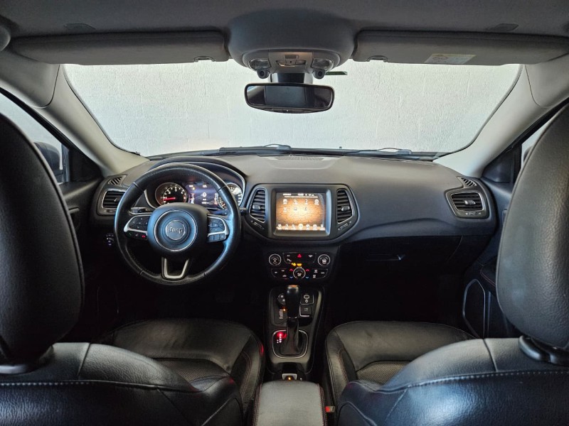 COMPASS 2.0 16V DIESEL TRAILHAWK 4X4 AUTOMÁTICO - 2017 - FARROUPILHA