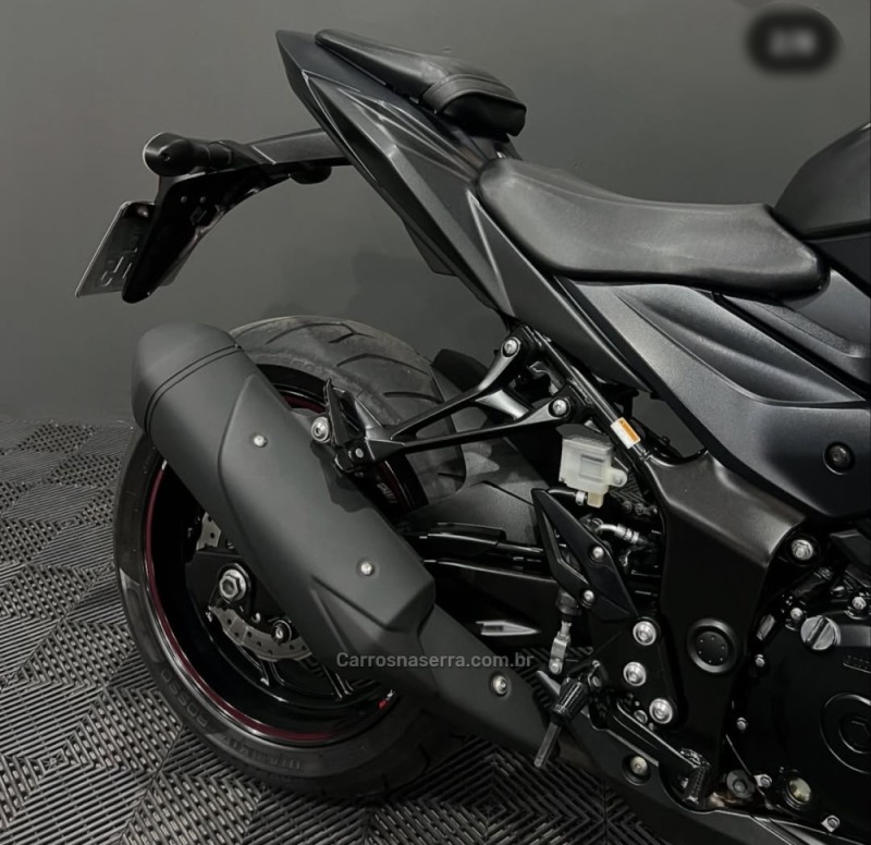 GSXS 750 AZ - 2018 - NOVO HAMBURGO