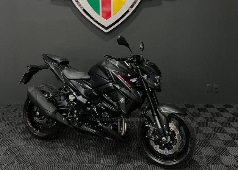gsxs 750 az 2018 novo hamburgo