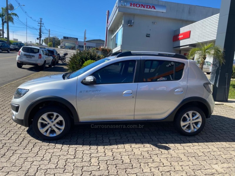 SANDERO 1.6 STEPWAY 16V FLEX 4P MANUAL - 2017 - BENTO GONçALVES