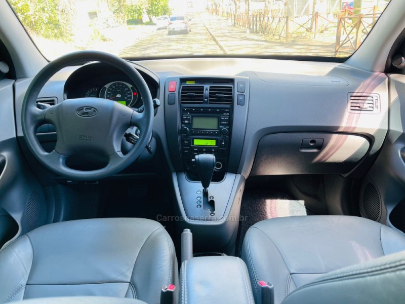 TUCSON 2.0 MPFI GLS 16V 143CV 2WD FLEX 4P AUTOMÁTICO - 2010 - NOVO HAMBURGO