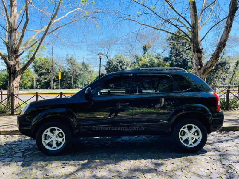 TUCSON 2.0 MPFI GLS 16V 143CV 2WD FLEX 4P AUTOMÁTICO - 2010 - NOVO HAMBURGO