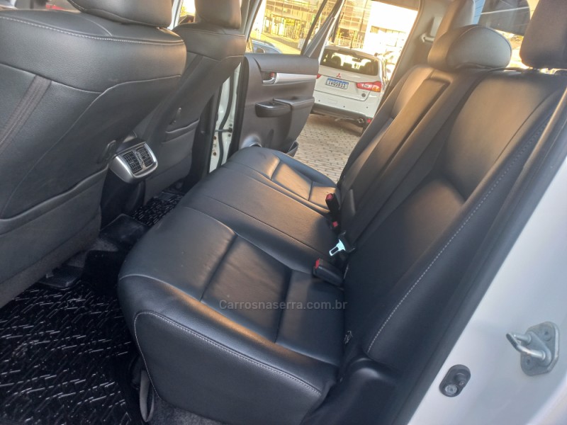 HILUX 2.8 SRV 4X4 CD 16V DIESEL 4P AUTOMÁTICO - 2017 - CAXIAS DO SUL
