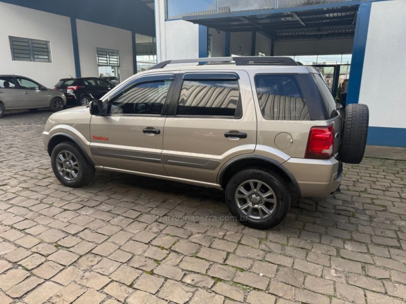 ECOSPORT 1.6 FREESTYLE 8V FLEX 4P MANUAL - 2011 - VACARIA