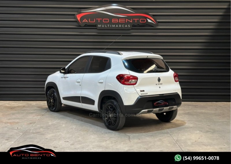 KWID 1.0 12V OUTSIDER FLEX 4P MANUAL - 2020 - BENTO GONçALVES