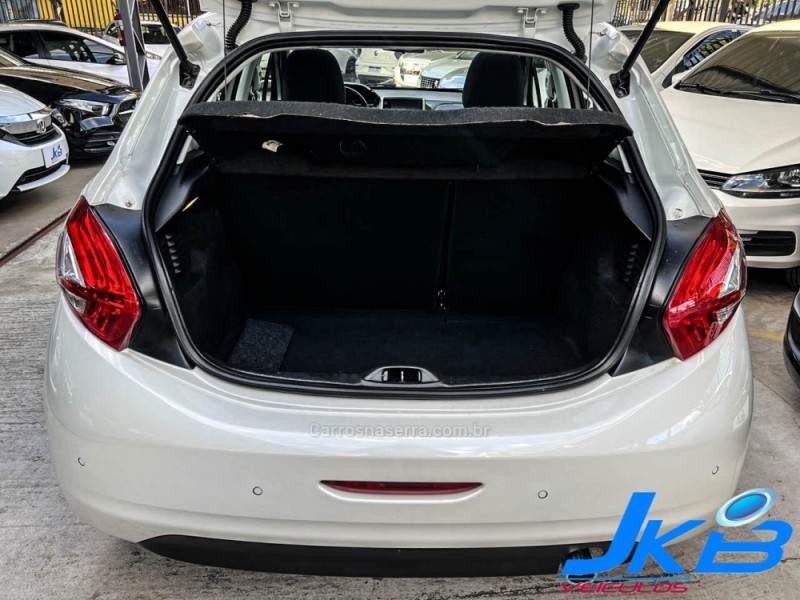 208 1.6 GRIFFE 16V FLEX 4P MANUAL - 2016 - NOVO HAMBURGO