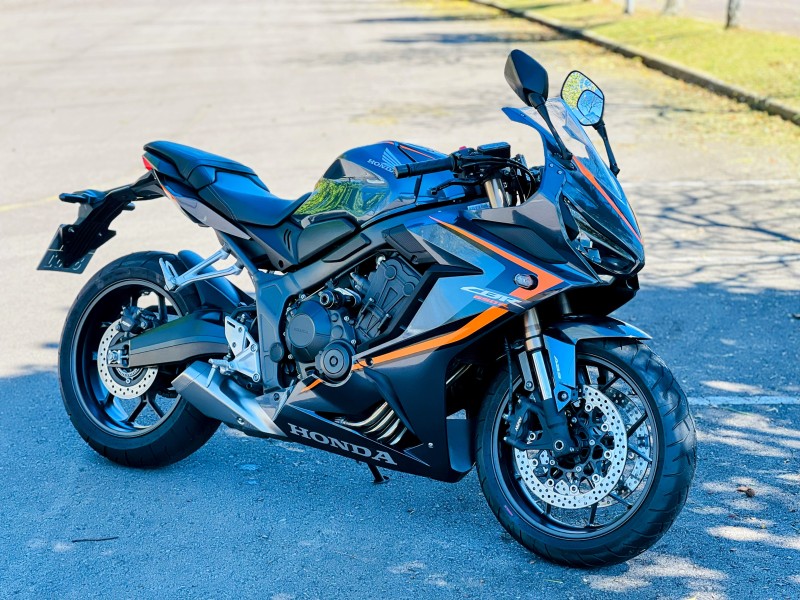 CBR 650R  - 2021 - BENTO GONçALVES