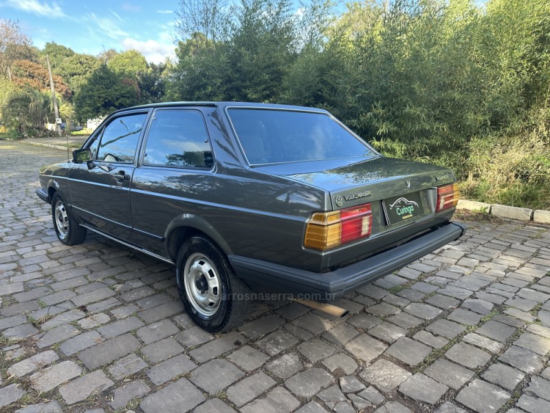 VOYAGE 1.6 LS 8V GASOLINA 2P MANUAL - 1985 - NOVA PRATA