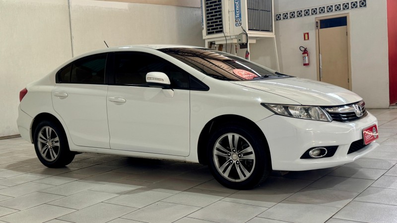 CIVIC 2.0 LXR 16V FLEX 4P AUTOMÁTICO - 2014 - ESTâNCIA VELHA