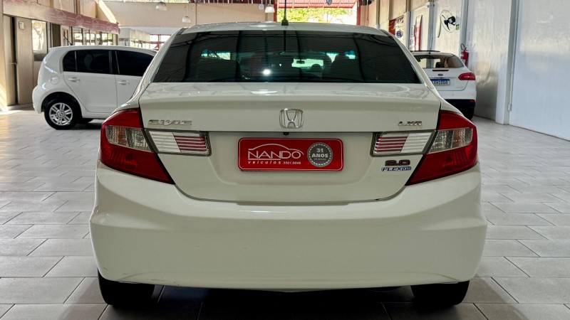 CIVIC 2.0 LXR 16V FLEX 4P AUTOMÁTICO - 2014 - ESTâNCIA VELHA