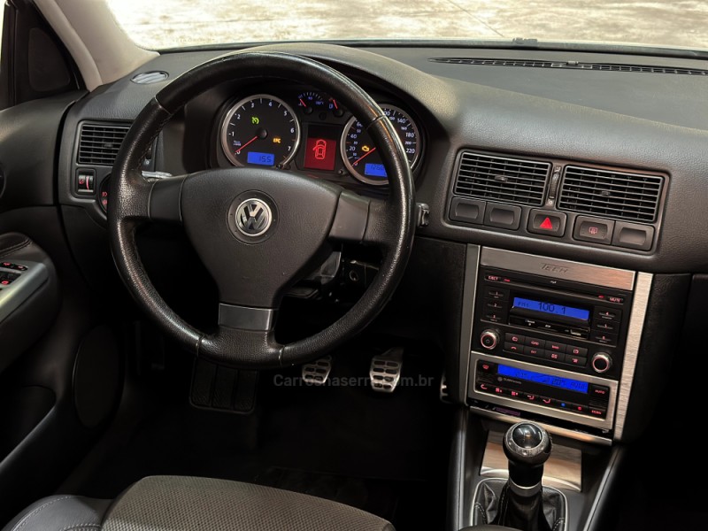 GOLF 1.6 MI TECH 8V FLEX 4P MANUAL - 2009 - MUçUM