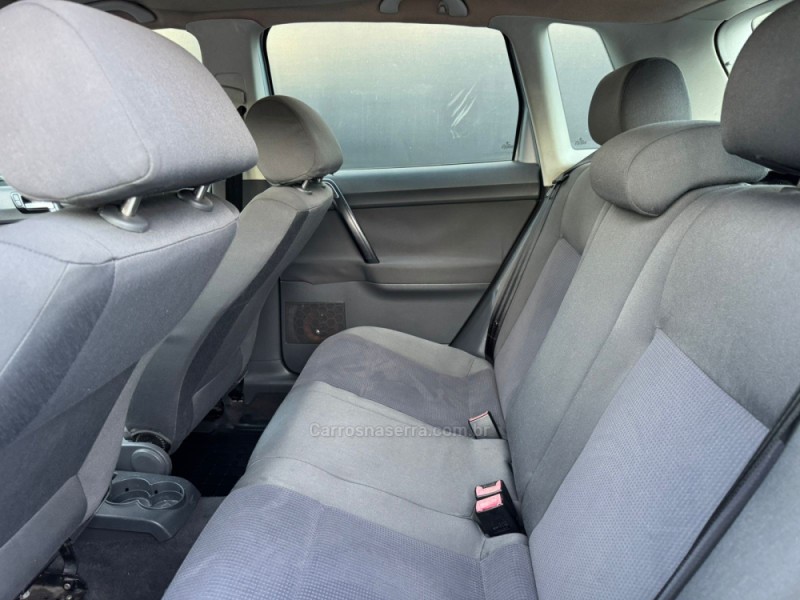 POLO 1.6 MI 8V FLEX 4P MANUAL - 2003 - ESTâNCIA VELHA