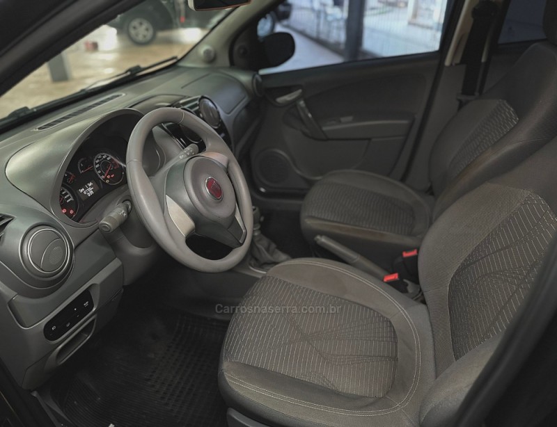 PALIO 1.4 EVO ATTRACTIVE ITALIA 8V FLEX 5P MANUAL - 2013 - MUçUM