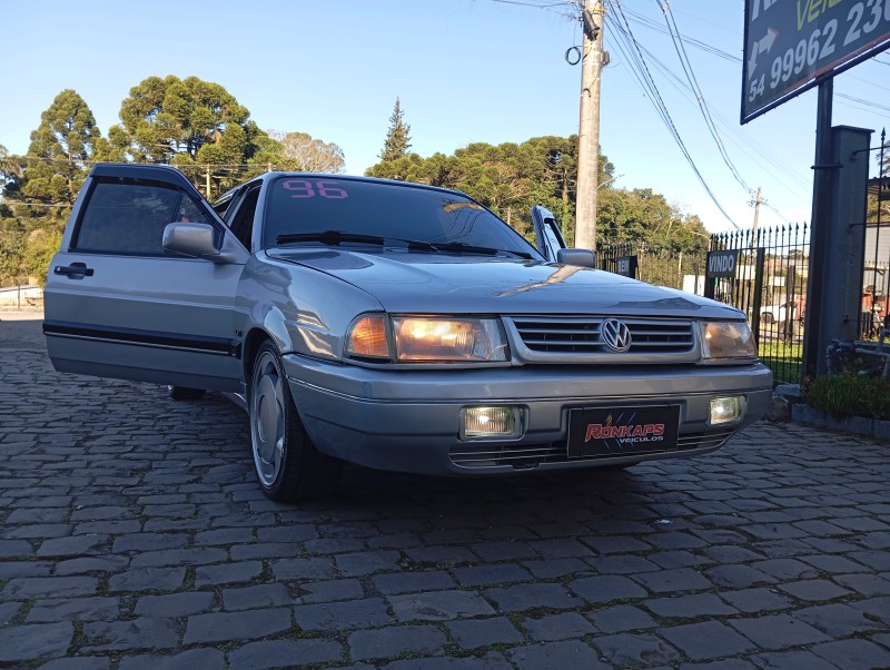 SANTANA 2.0 GLSI 8V GASOLINA 4P MANUAL - 1996 - CAXIAS DO SUL