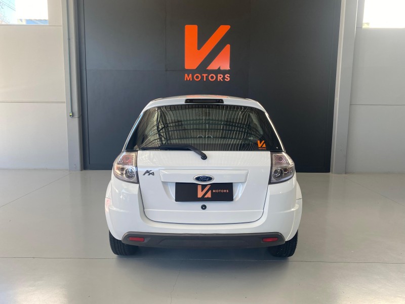 KA 1.0 MPI CLASS 8V FLEX 2P MANUAL - 2013 - CARLOS BARBOSA