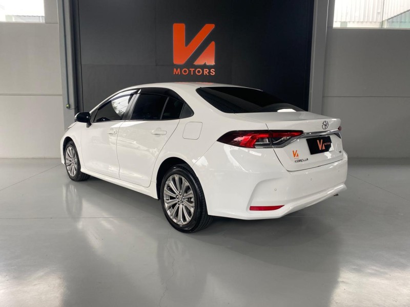 COROLLA 2.0 XEI 16V FLEX 4P AUTOMÁTICO - 2023 - CARLOS BARBOSA