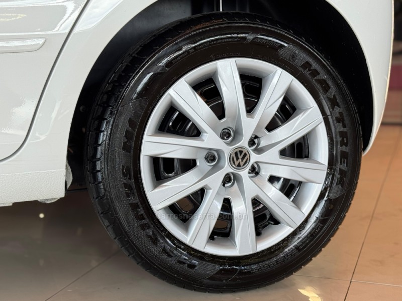 FOX 1.0 MI 8V FLEX 4P MANUAL - 2014 - DOIS IRMãOS