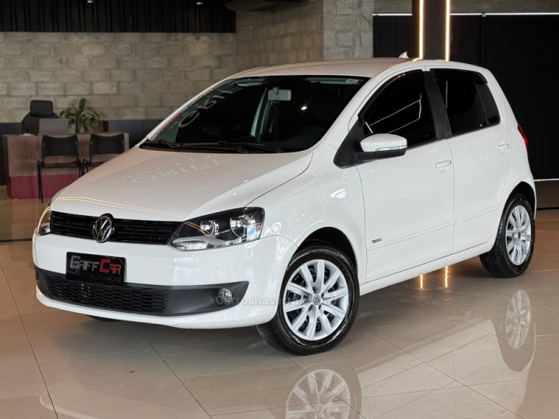 FOX 1.0 MI 8V FLEX 4P MANUAL - 2014 - DOIS IRMãOS