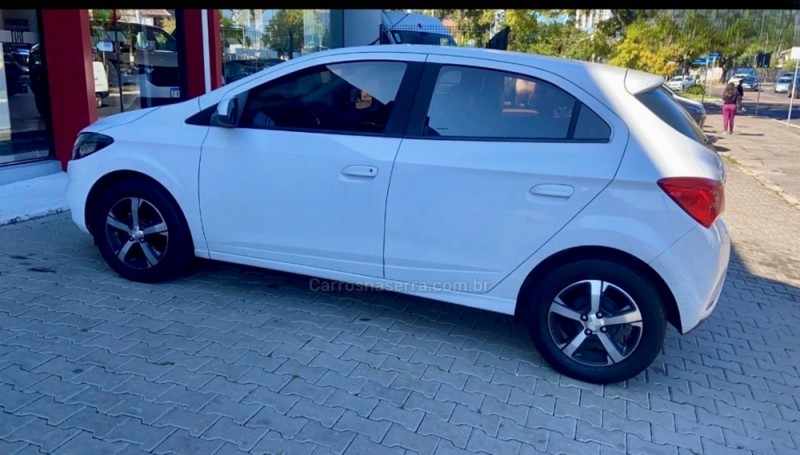 ONIX 1.4 MPFI LTZ 8V FLEX 4P MANUAL - 2018 - GUAPORé