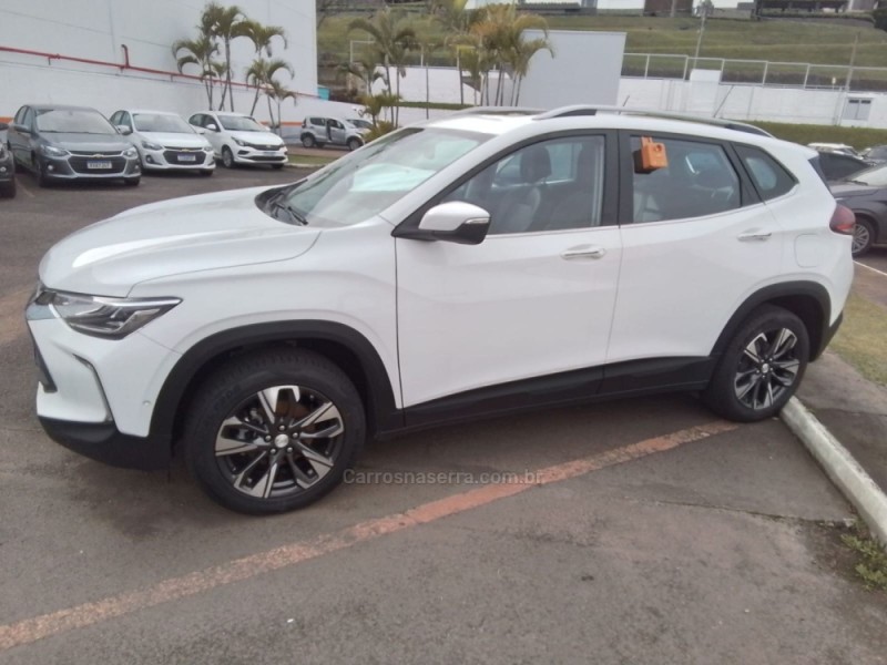 tracker 1.2 12v premier turbo flex 4p automatico 2024 carlos barbosa