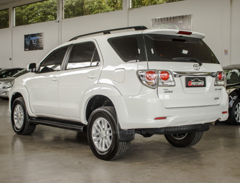 HILUX SW4 3.0 SRV 4X4 16V TURBO INTERCOOLER DIESEL 4P AUTOMÁTICO - 2013 - NOVO HAMBURGO