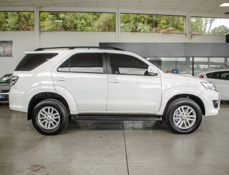 HILUX SW4 3.0 SRV 4X4 16V TURBO INTERCOOLER DIESEL 4P AUTOMÁTICO - 2013 - NOVO HAMBURGO
