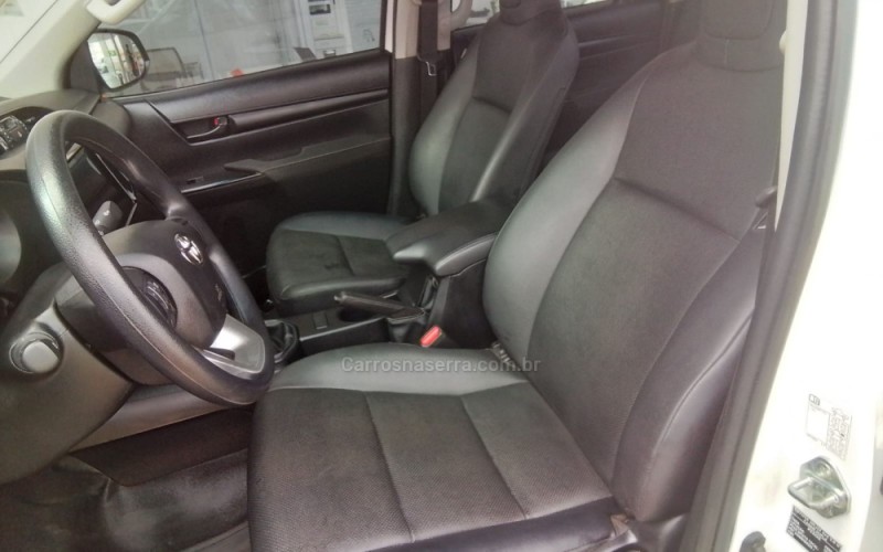 HILUX 2.8 4X4 CD 8V DIESEL 4P MANUAL - 2024 - CARLOS BARBOSA