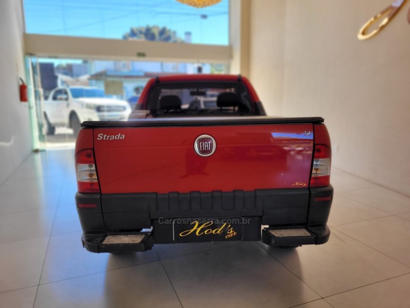 STRADA 1.4 MPI FIRE CS 8V FLEX 2P MANUAL - 2009 - CANELA