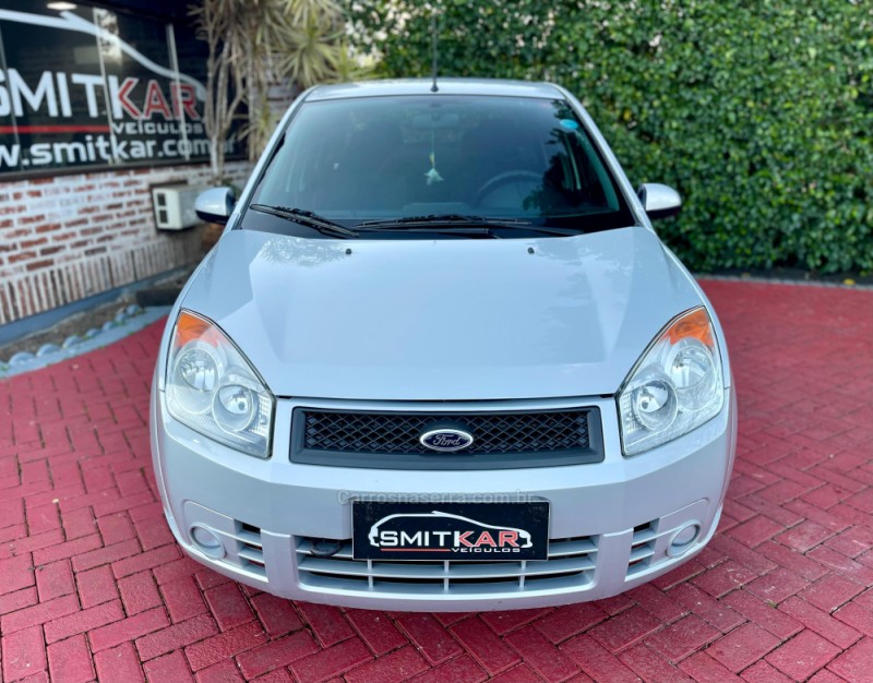 FIESTA 1.6 MPI CLASS SEDAN 8V FLEX 4P MANUAL - 2009 - ROLANTE