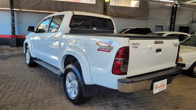 HILUX 3.0 SRV 4X4 CD 16V TURBO INTERCOOLER DIESEL 4P AUTOMÁTICO - 2014 - GARIBALDI
