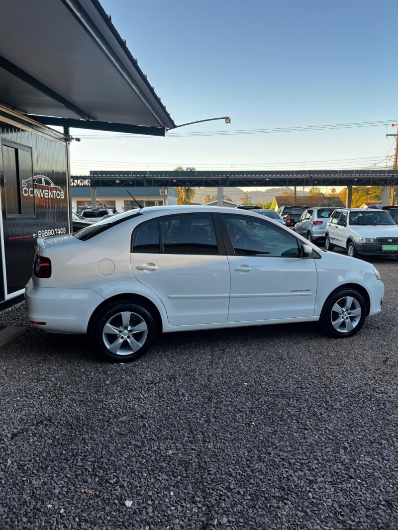 POLO 1.6 MI COMFORTLINE 8V FLEX 4P MANUAL - 2014 - LAJEADO