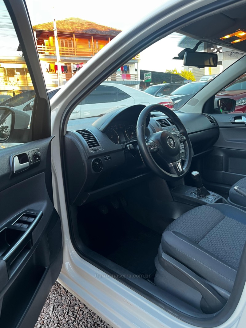 POLO 1.6 MI COMFORTLINE 8V FLEX 4P MANUAL - 2014 - LAJEADO