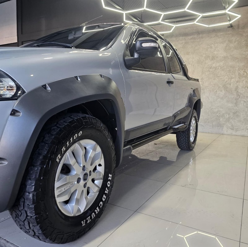STRADA 1.8 MPI ADVENTURE LOCKER CD 16V FLEX 2P MANUAL - 2013 - CAXIAS DO SUL