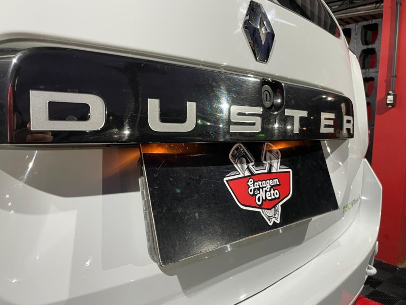 DUSTER 2.0 DYNAMIQUE 4X2 16V FLEX 4P AUTOMÁTICO - 2015 - TEUTôNIA