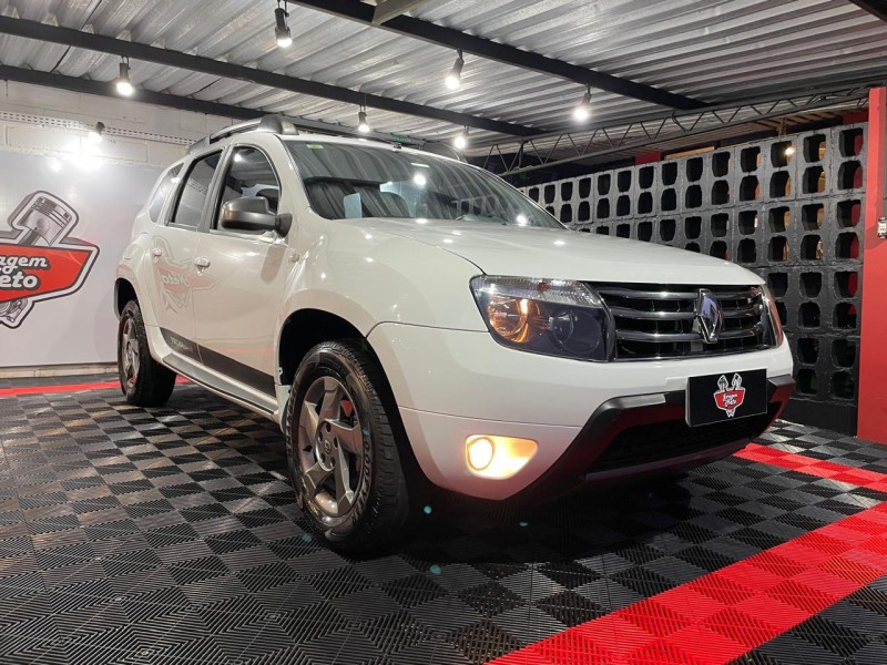 duster 2.0 dynamique 4x2 16v flex 4p automatico 2015 teutonia