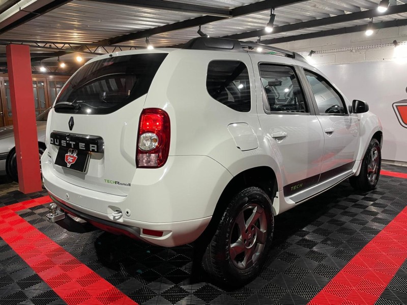 DUSTER 2.0 DYNAMIQUE 4X2 16V FLEX 4P AUTOMÁTICO - 2015 - TEUTôNIA