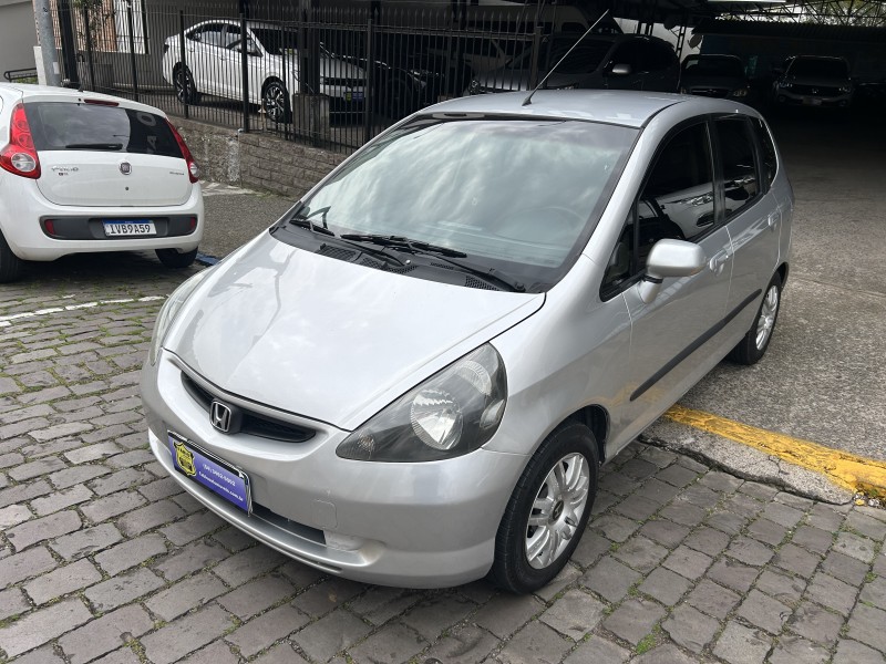 FIT 1.4 LX 8V GASOLINA 4P MANUAL - 2005 - GARIBALDI