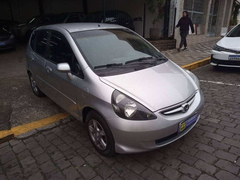 FIT 1.4 LX 8V GASOLINA 4P MANUAL - 2008 - GARIBALDI