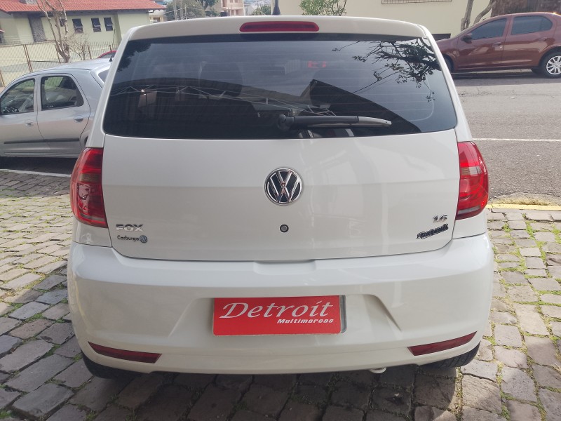 FOX 1.6 MI ITREND 8V FLEX 4P MANUAL - 2013 - CAXIAS DO SUL