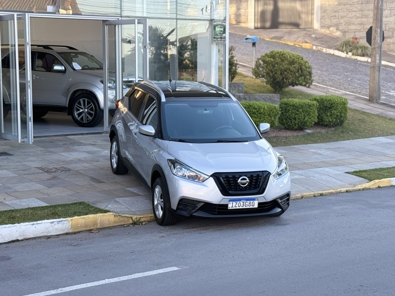 KICKS 1.6 S DIRECT 16V FLEX 4P AUTOMÁTICO - 2020 - FARROUPILHA