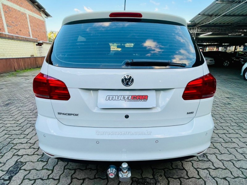 SPACEFOX 1.6 MSI COMFORTLINE 8V FLEX 4P MANUAL - 2016 - CAMPO BOM