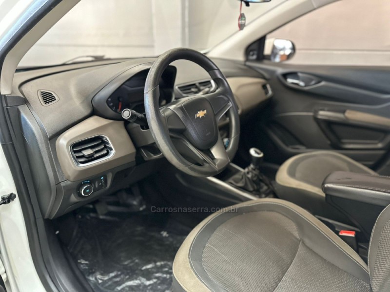 PRISMA 1.4 MPFI LT 8V FLEX 4P MANUAL - 2013 - VACARIA