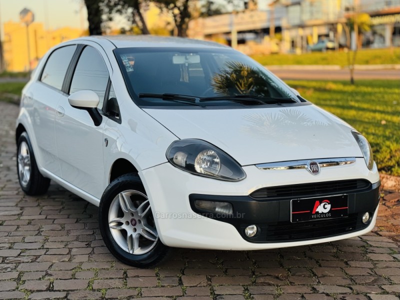 PUNTO 1.4 ATTRACTIVE ITALIA 8V FLEX 4P MANUAL - 2013 - CASCA