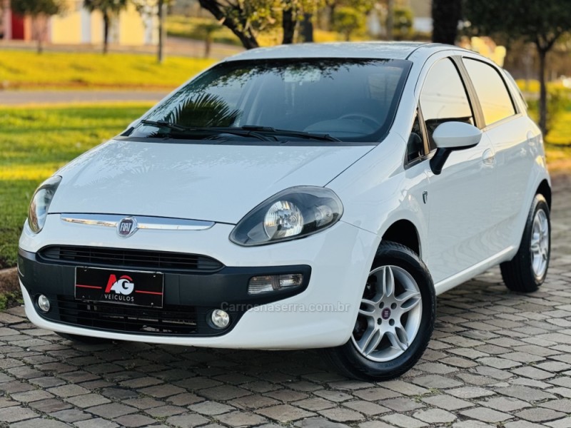 punto 1.4 attractive italia 8v flex 4p manual 2013 casca