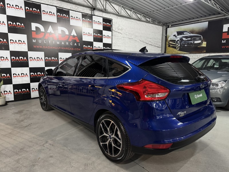 FOCUS 2.0 TITANIUM HATCH 16V FLEX 4P AUTOMÁTICO - 2016 - CAXIAS DO SUL
