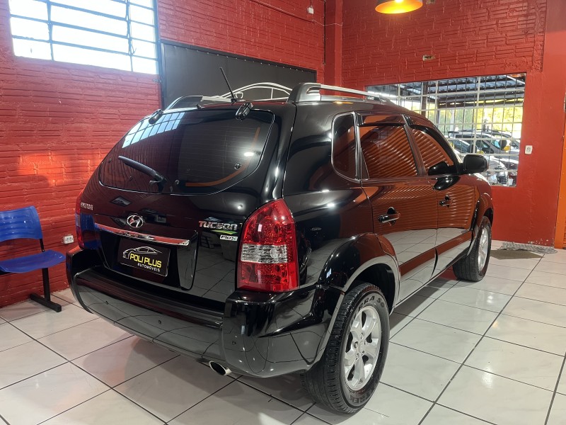 TUCSON 2.0 MPFI GLS 16V 143CV 2WD FLEX 4P AUTOMÁTICO - 2015 - CAXIAS DO SUL