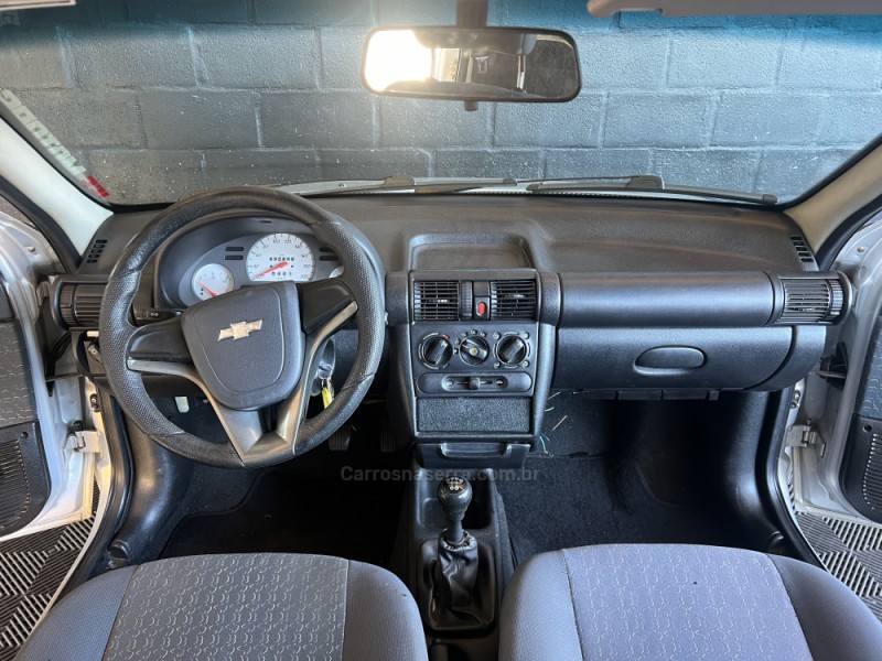 CORSA 1.0 MPFI 8V GASOLINA 4P MANUAL - 2001 - CAXIAS DO SUL